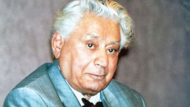 پرونده:Bozorg.jpg