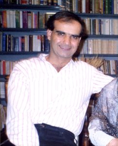 پرونده:Poyandeh.jpg